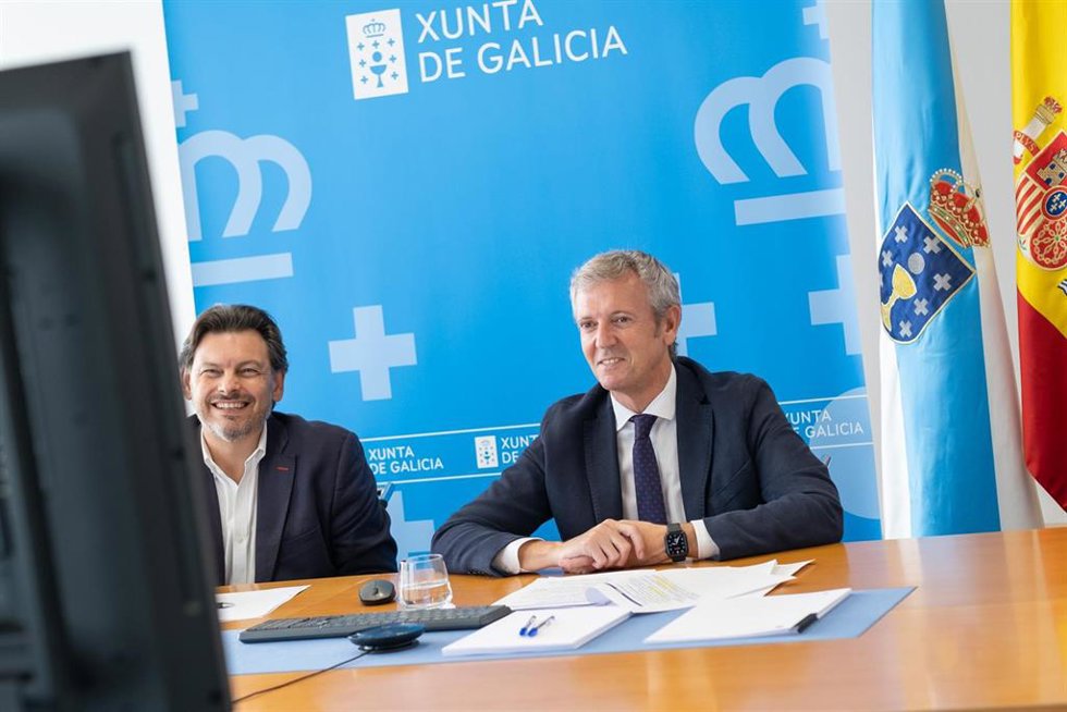 El presidente de la Xunta, Alfonso Rueda, acompañado del secretario xeral de Emigración, Antonio Rodríguez Miranda, realiza una videoconferencia con el jefe de Gobierno de la Ciudad Autónoma de Buenos Aires, Horacio Rodríguez Larreta