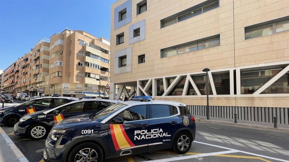 Foto de archivo de coches de la Policía Nacional