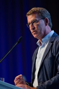 Feijóo da por hecho que Griñán será indultado y cree que es "otro desprecio" a la Justicia como el bloqueo del CGPJ