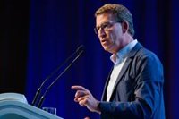 Feijóo propone la bajada del IVA a productos básicos combinada con un pacto de rentas para combatir la inflación