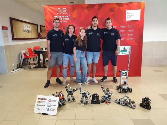 El equipo de la UPV de Alcoy ganador del concurso CEABOT