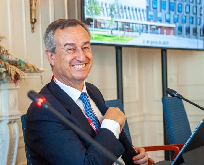 Archivo - César González-Bueno, consejero delegado del Banco Sabadell.