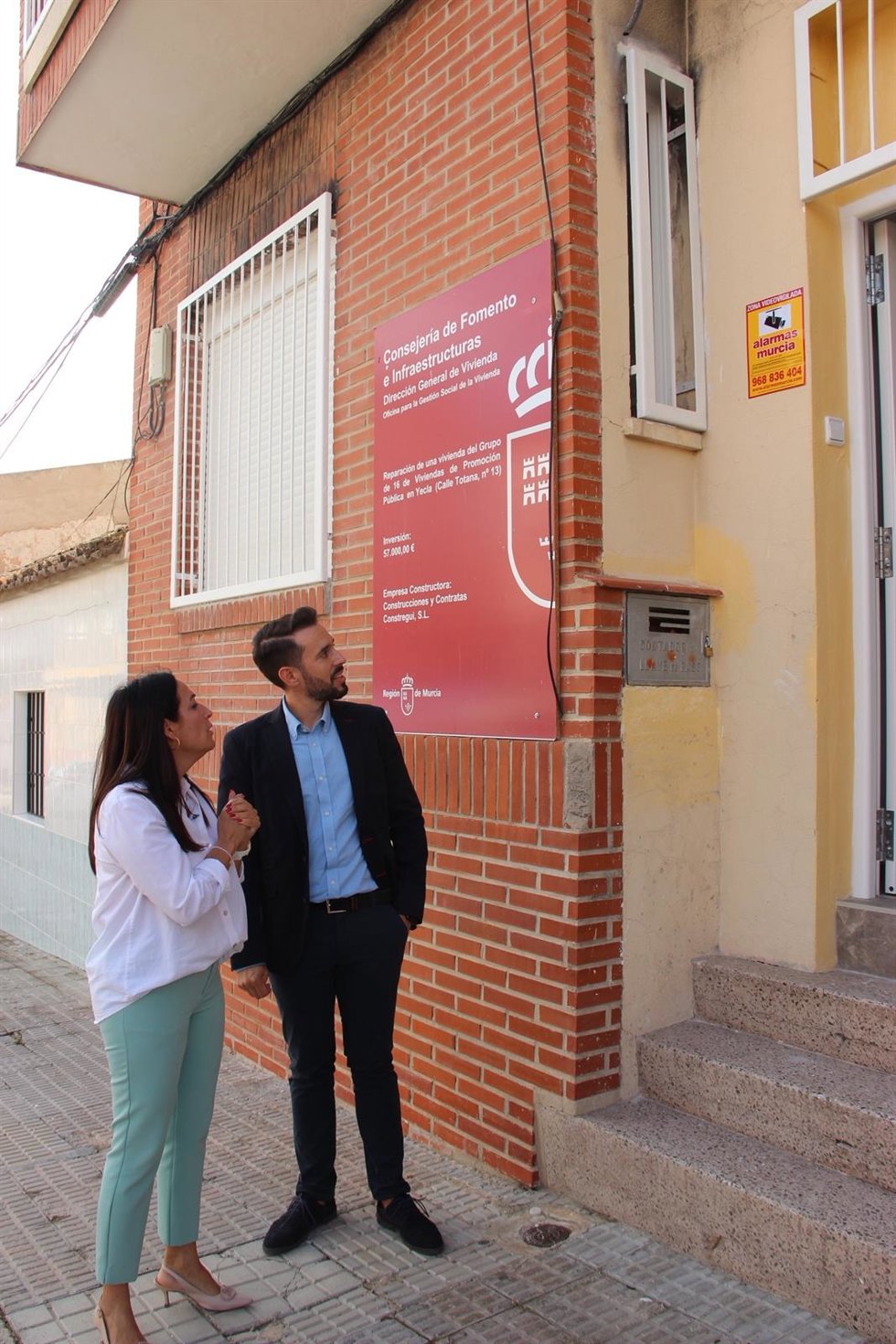 Nota+Foto+Sonido/ El Gobierno Regional Instala Alarmas En Viviendas Sociales Para Prevenir La Okupación