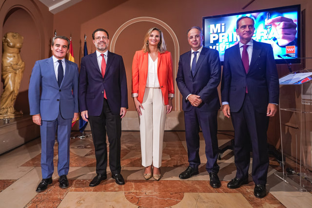 Caixabank, Ibercaja y Santander se adhieren al programa 'Mi Primera Vivienda' de la Comunidad de Madrid