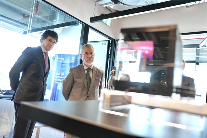 El lehendakari Urkullu durante la inauguración de B Accelerator Tower (BAT), en el auditorio de BAT, a 19 de septiembre de 2022, en Bilbao, Vizcaya, País Vasco, (España).