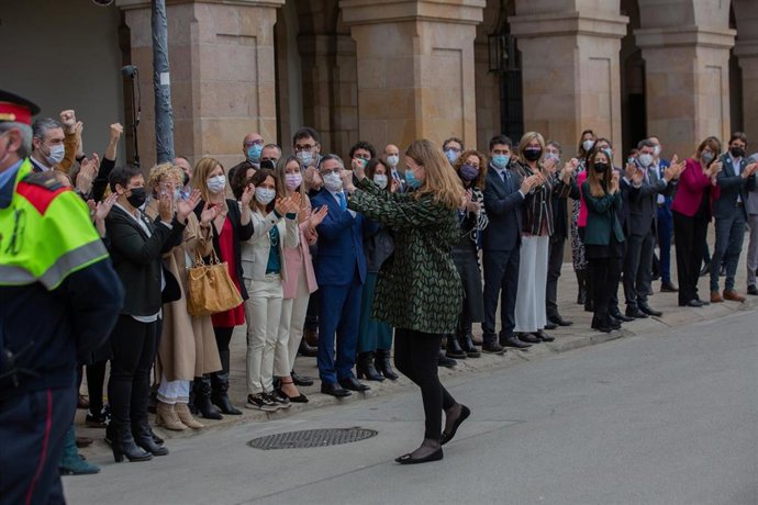 Archivo - La exconsellera y diputada de ERC Meritxell Serret es aplaudida a su llegada al Auditorio del Parlament de Catalunya, el día de la constitución del órgano en la XIII legislatura, en Barcelona, Catalunya, (España), a 12 de marzo de 2021. 