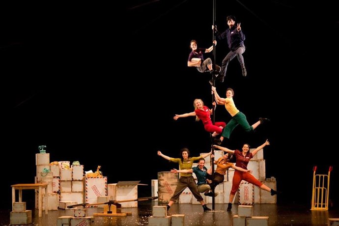 Imagen de la obra 'Express' de compañía 'Faltan 7'