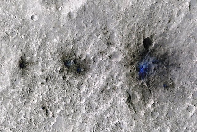Estos cráteres se formaron por el impacto de un meteorito en Marte el 5 de septiembre de 2021, el primero en ser detectado por InSigh de la NASA.