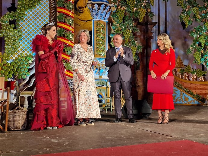 La Palma del Condado nombra Capataz de Honor a Simoneta Gómez-Acebo de la XLVI Fiesta de la Vendimia.