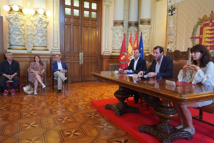 Presentación del rodaje de 'Memento Mori' en el Ayuntamiento de Valladolid.
