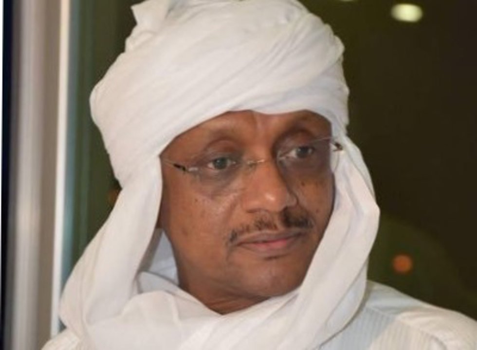 El Ministro De Exteriores De Chad, Cherif Mahamat Zen