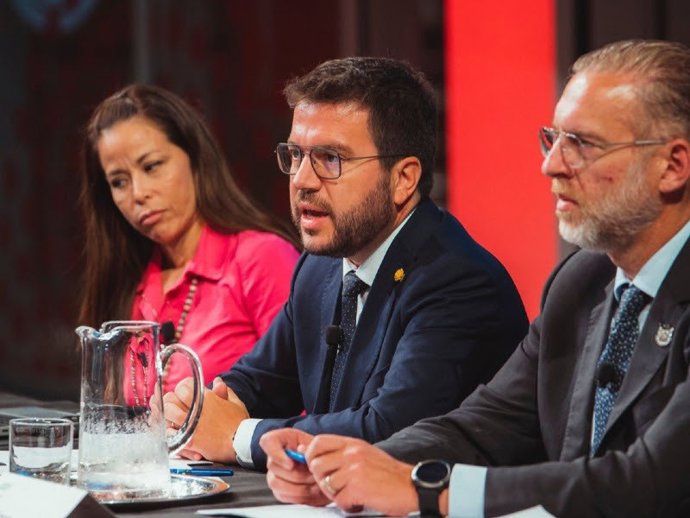 El presidente de la Generalitat, Pere Aragons