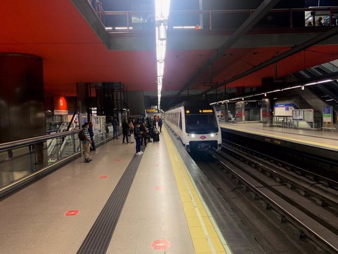 Archivo - Imagen de recurso de la estación de Nuevos Ministerios de Metro de Madrid.