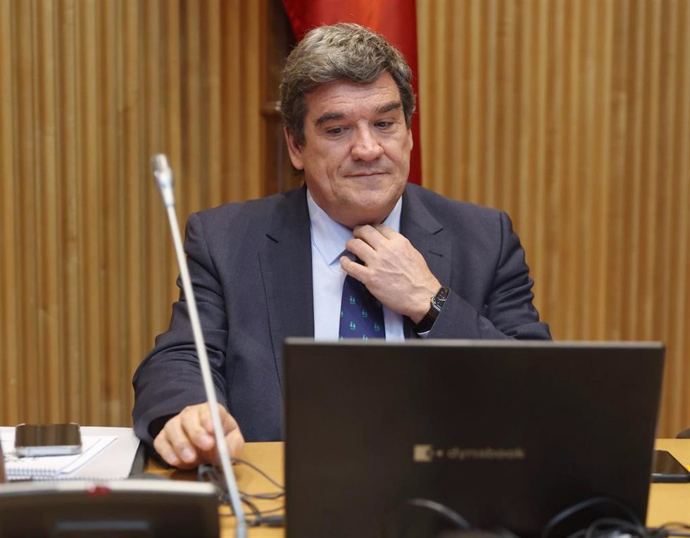 Archivo - El ministro de Inclusión, Seguridad Social y Migraciones, José Luis Escrivá