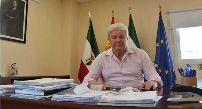 El alcalde de Santiponce, Justo Delgado.