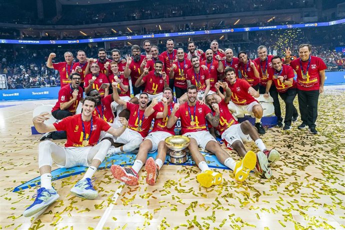 La selección absoluta de baloncesto tras ganar la Medalla de Oro del Eurobasket.