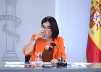 Sanidad espera la propuesta de los expertos para decidir sobre la eliminación de mascarillas en el transporte