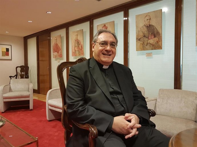 Archivo - José María Gil Tamayo posa para Europa Press, en imagen de archivo