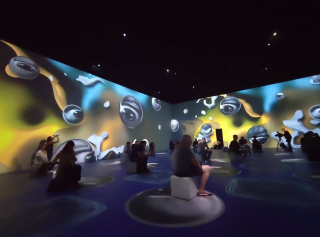 'Dalí Cibernètic' Propone Proyecciones De Gran Formato, Hologramas Y Un Metaverso De Realidad Virtual