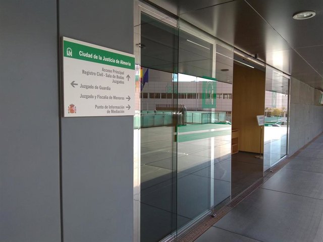 Archivo - Entrada a la Ciudad de la Justicia de Almería