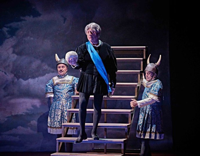 Archivo - Imagen promocional de la obra de teatro 'Ser o no ser', que se representará en el Liceo de Salamanca.