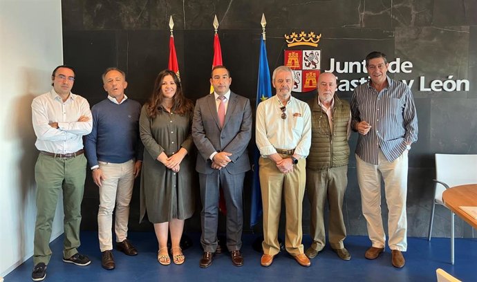 Integrantes del jurado del premio 'Toro de Oro' de la Feria de Salamanca.