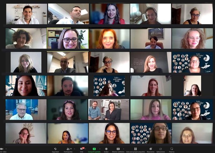 Medio centenar de participantes de Lanzaderas Conecta Empleo abordan cómo reactivar la búsqueda de empleo.