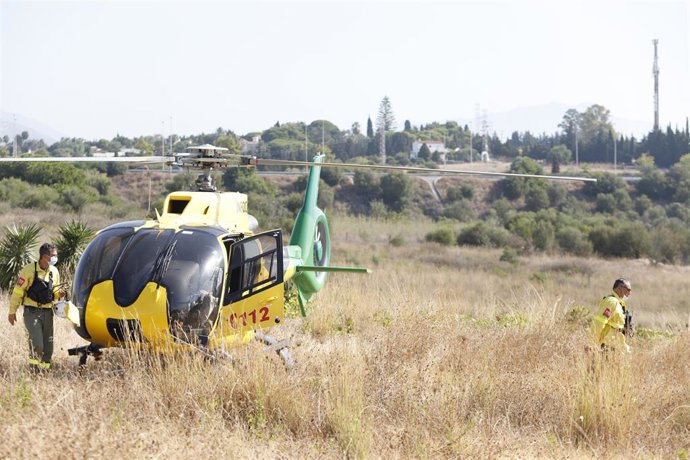 Archivo - Imagen de archivo de un helicóptero del Plan Infoca