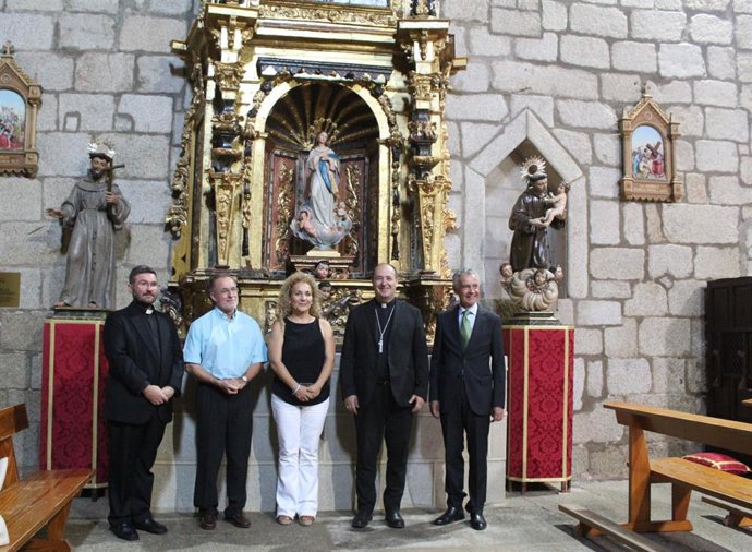 Restauración del retable de la Virgen del Rosario en la Iglesia de Santa María del Olmo de Ceclavín