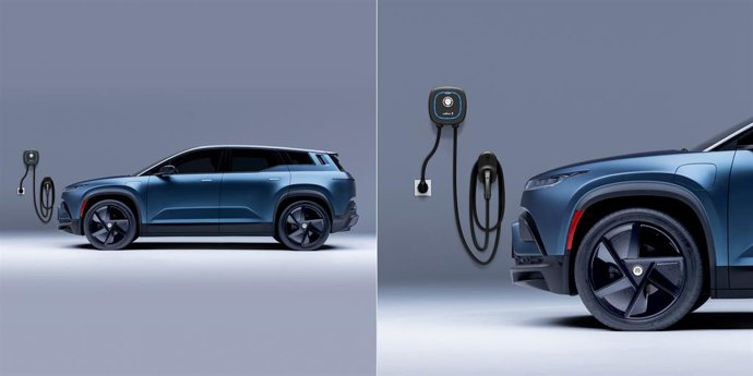 Archivo - Vehículo Fisker con cargador Wallbox