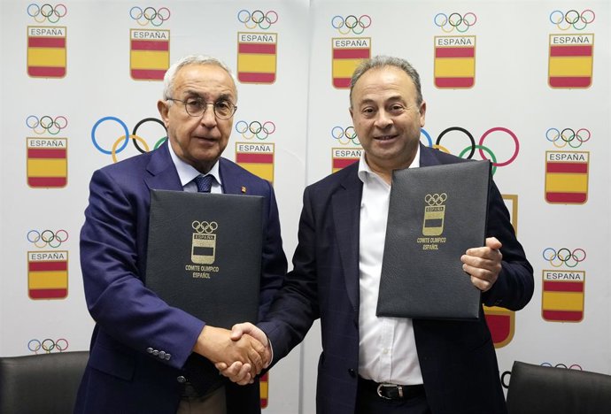 El COE y el Grupo Ibereólica Renovables renuevan su acuerdo hasta 2024.