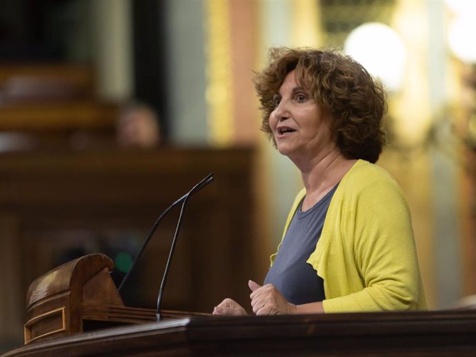 Pilar Garrido, del Grupo Parlamentario Confederal de Unidas Podemos-En Comú Podem-Galicia en Común, debate la PNL sobre el papel de la Sareb