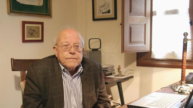 Archivo - José Jiménez Lozano.