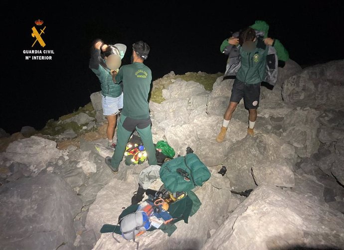 Rescate a dos montañeros de 25 y 26 años extraviados en la Brecha Rolando