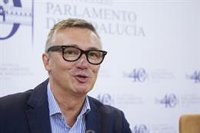 Vox pide a Moreno que no sea "timorato" y elimine todos los tributos propios de Andalucía