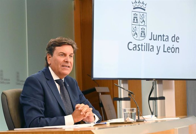 Archivo - El portavoz de la Junta, Carlos Fernández Carriedo. Archivo