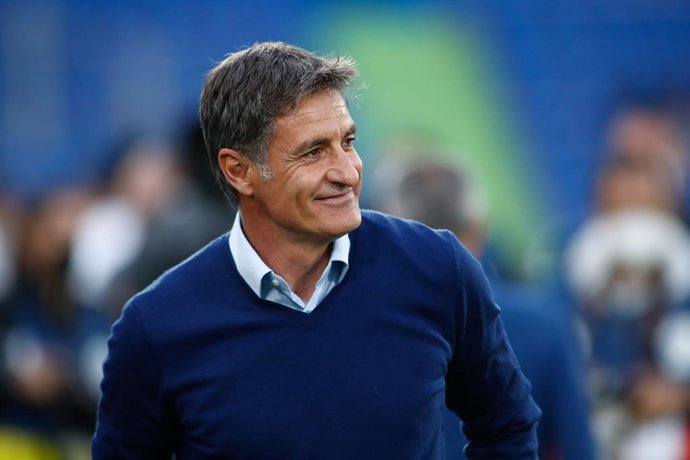 Archivo - Jose Miguel "Michel" Gonzalez, coach of Getafe, looks on during the spanish league, La Liga Santander, football match played between Getafe CF and Elche CF at Coliseo Alfonso Perez stadium on September 13, 2021, in Getafe, Madrid, Spain.