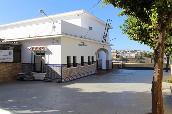 [Sevilla] El Ayuntamiento Ofrece Costear La Construcción De Un Nuevo Edificio Para El Ceip San Pedro