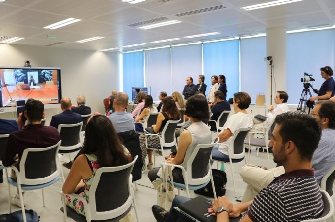 La presidenta de Enaire inaugura la tercera edición del Máster de Gestión de Servicios de Navegación Aérea.