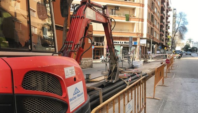 Archivo - Obras de renovación de la red de Emaya en Andrea Doria.