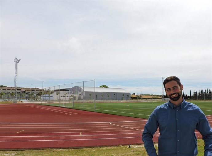 Kevin Domínguez, alumni de Cardenal Spínola CEU, obtiene el Premio Cardenal Herrera Oria Jóvenes Maestros.