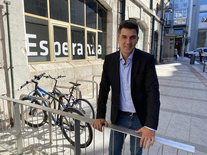 El portavoz municipal del PSOE de Santander, Daniel Fernández