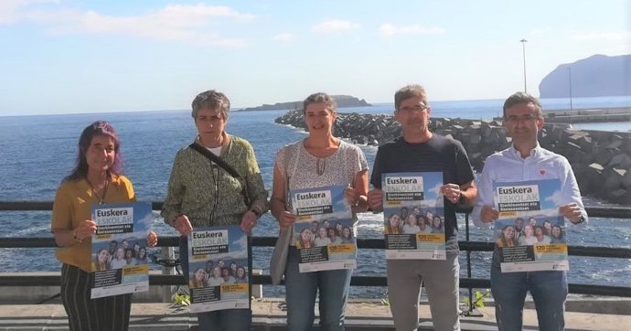 Gurasoentzako eta etorkinentzako euskara ikastaroak Bermeon.