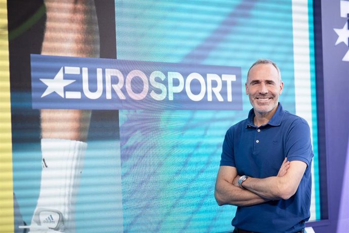 El extenista Álex Corretja en su papel de analista de Eurosport