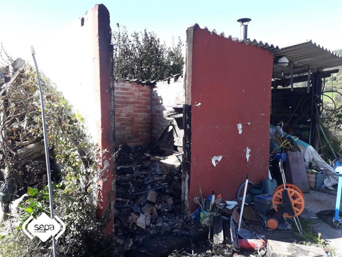 Incendio urbano en Villaviciosa.