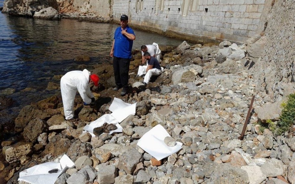 Gibraltar dice que es "imposible" que las barreras contengan por completo los hidrocarburos que salen del OS35