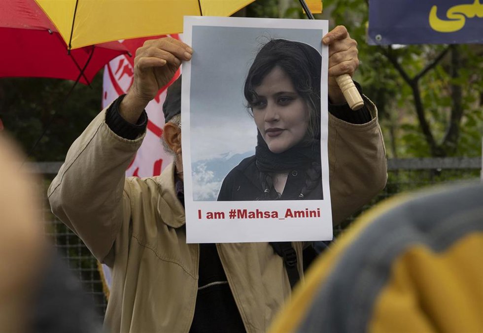 Una protesta en Berlín por la muerte de Mahsa Amini 