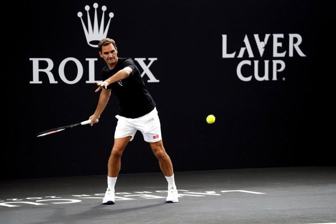 21 September 2022, United Kingdom, London: Swiss tennis player Roger Federer takes part in a practice session ahead of the 2022 Laver Cup tennis tournament at the 02 Arena. Photo: James Manning/PA Wire/dpa