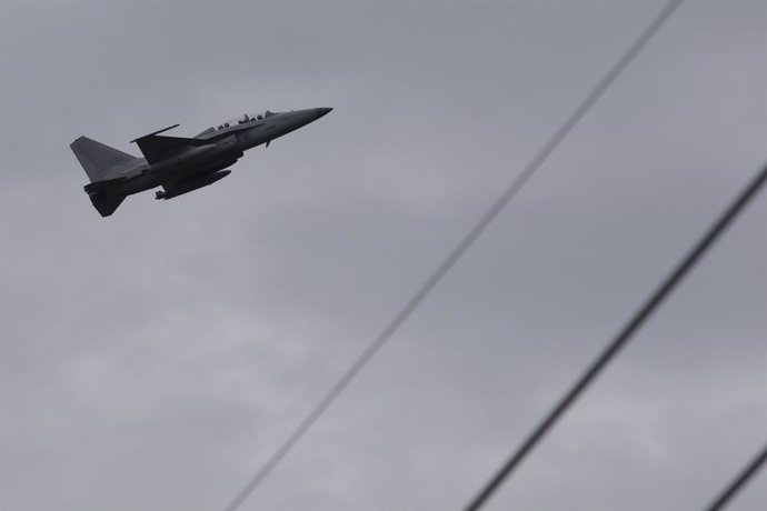 September 13, 2022, YECHEON, GYEONGBUK, SOUTH KOREA: Sep 13, 2022-Yecheon, South Korea-South Korean Air Force KF-16D Fighting Falcon training flight near air base in Yecheon, South Korea. The chief of South Korea's main opposition Democratic Party (DP) 