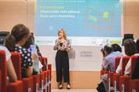 Alegría destaca el "papel esencial" del colegio en la "normalización del día a día" de los niños con cáncer